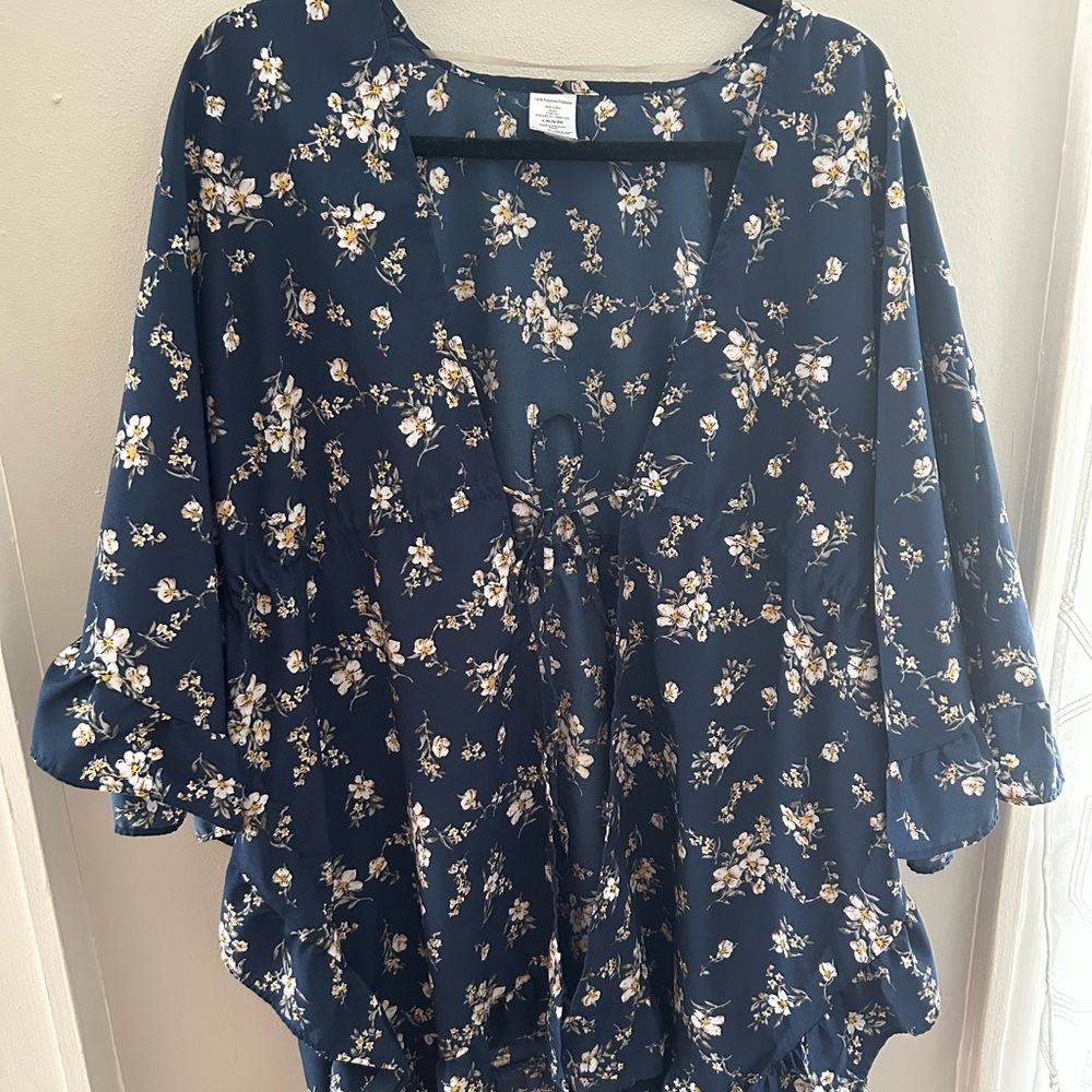 Time and Tru Blue Floral Kimono Sz L/XL